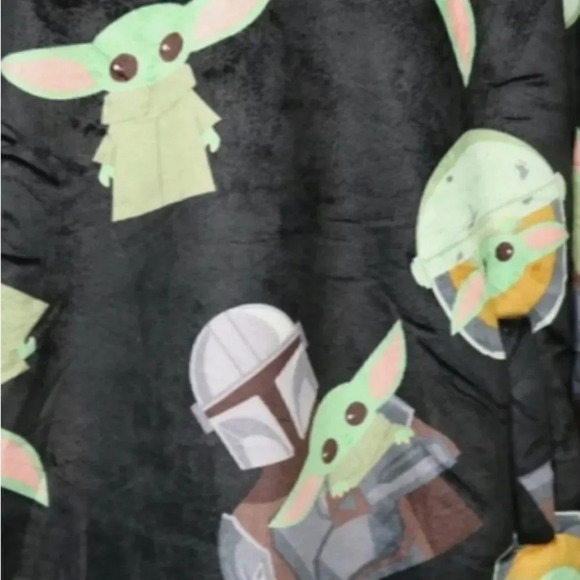 #14 Star Wars Kids Oversized Hoodie Baby Yoda Grogu Mandalorian - Picture 6 of 9